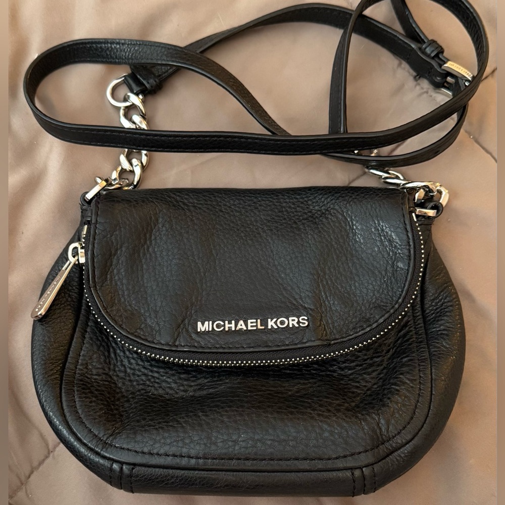 MICHAEL KORS BEDFORD BLACK PEBBLED LEATHER CROSSBODY BAG
